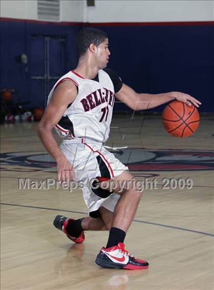 Thumbnail 3 in Fox-Canada vs. Bellarmine-Jefferson (Bell-Jeff Tournament) photogallery.