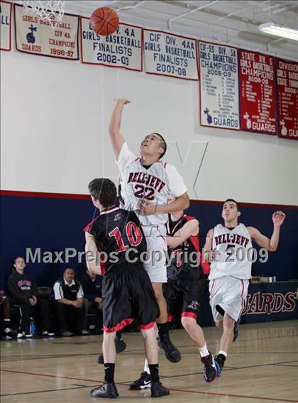 Thumbnail 3 in Fox-Canada vs. Bellarmine-Jefferson (Bell-Jeff Tournament) photogallery.