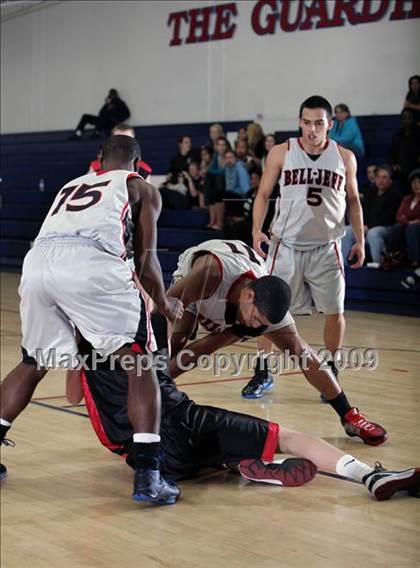 Thumbnail 1 in Fox-Canada vs. Bellarmine-Jefferson (Bell-Jeff Tournament) photogallery.