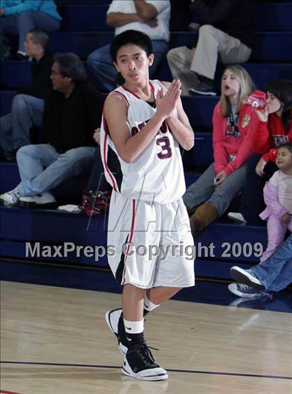Thumbnail 1 in Fox-Canada vs. Bellarmine-Jefferson (Bell-Jeff Tournament) photogallery.
