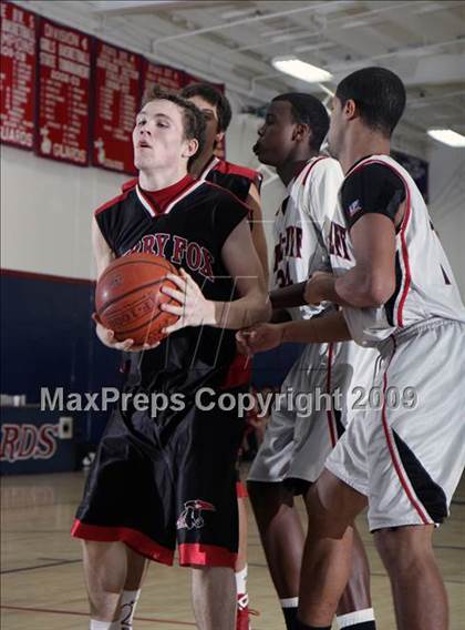 Thumbnail 1 in Fox-Canada vs. Bellarmine-Jefferson (Bell-Jeff Tournament) photogallery.