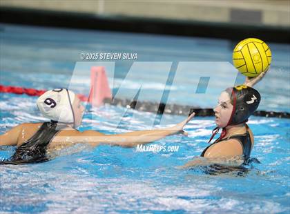 Thumbnail 3 in Bishop's vs. Carlsbad (CIF SDS Open Division Final) photogallery.