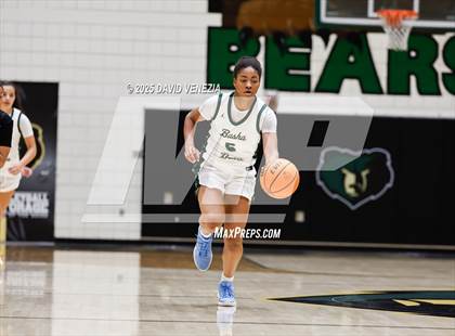 Thumbnail 3 in TMI-Episcopal @ Basha photogallery.