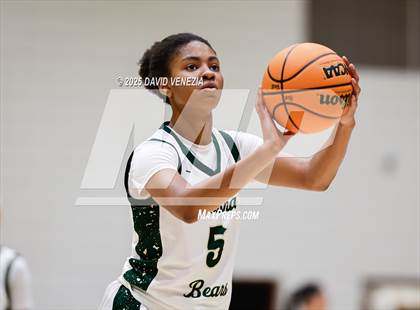 Thumbnail 3 in TMI-Episcopal @ Basha photogallery.