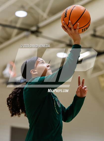 Thumbnail 2 in TMI-Episcopal @ Basha photogallery.