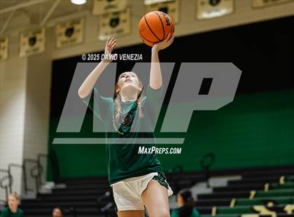 Thumbnail 2 in TMI-Episcopal @ Basha photogallery.