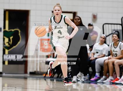 Thumbnail 2 in TMI-Episcopal @ Basha photogallery.