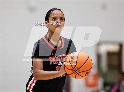 Thumbnail 2 in TMI-Episcopal @ Basha photogallery.