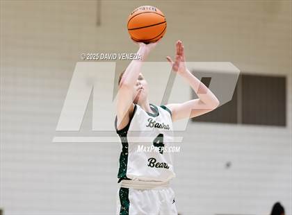 Thumbnail 3 in TMI-Episcopal @ Basha photogallery.