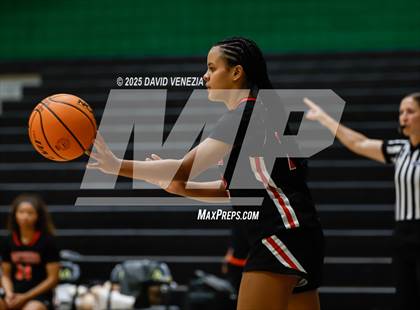 Thumbnail 1 in TMI-Episcopal @ Basha photogallery.