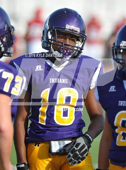 Thumbnail 2 in Hirschi @ Sanger photogallery.