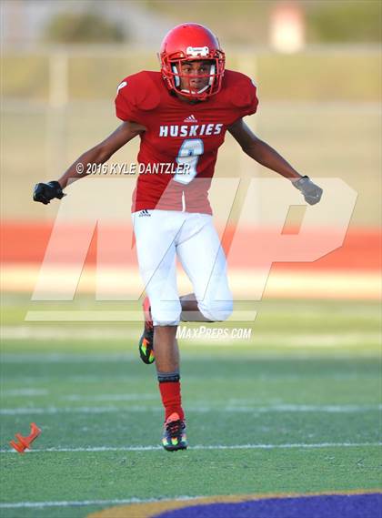 Thumbnail 3 in Hirschi @ Sanger photogallery.