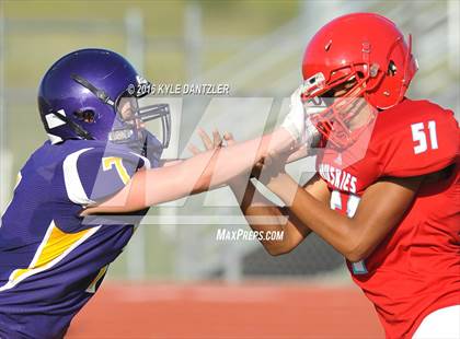 Thumbnail 1 in Hirschi @ Sanger photogallery.
