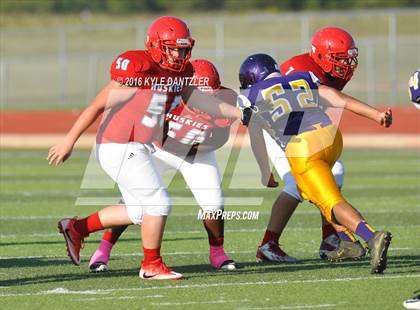 Thumbnail 3 in Hirschi @ Sanger photogallery.