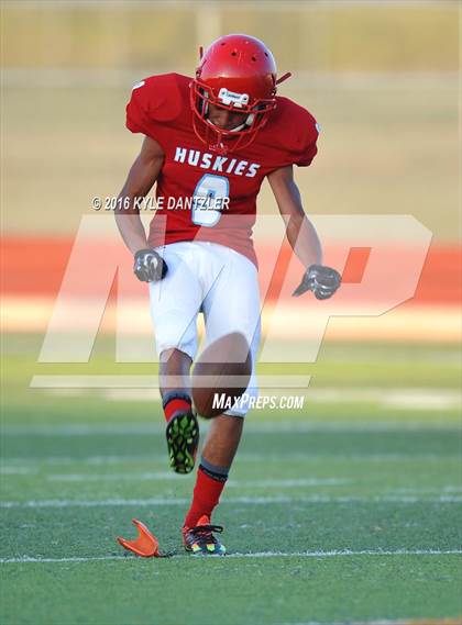 Thumbnail 1 in Hirschi @ Sanger photogallery.