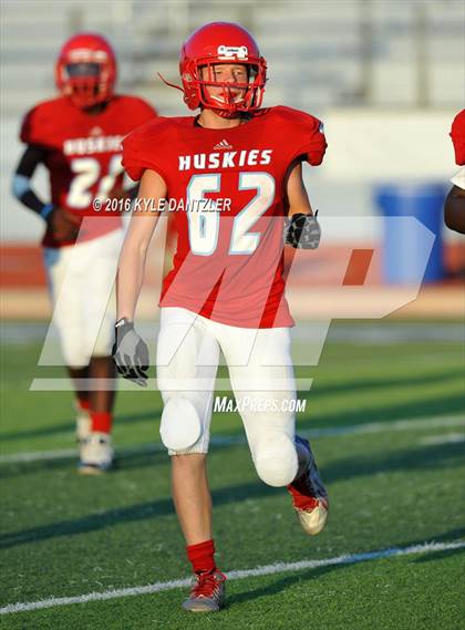 Thumbnail 3 in Hirschi @ Sanger photogallery.