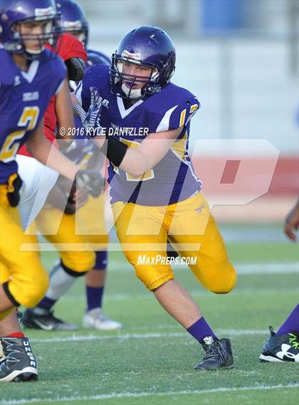 Thumbnail 2 in Hirschi @ Sanger photogallery.