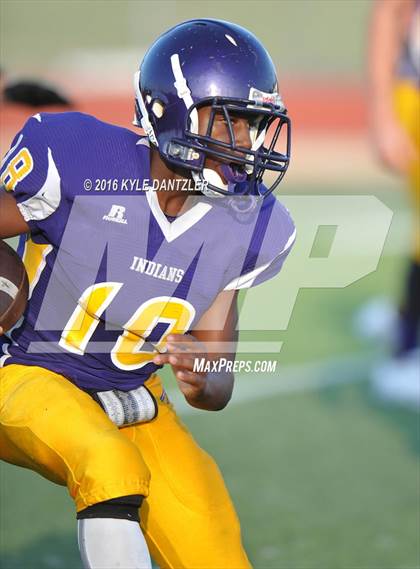 Thumbnail 2 in Hirschi @ Sanger photogallery.