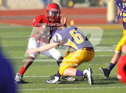Thumbnail 2 in Hirschi @ Sanger photogallery.