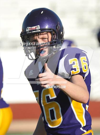 Thumbnail 2 in Hirschi @ Sanger photogallery.