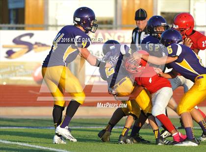 Thumbnail 1 in Hirschi @ Sanger photogallery.