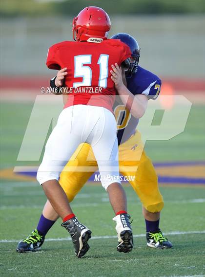 Thumbnail 3 in Hirschi @ Sanger photogallery.
