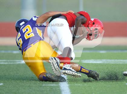 Thumbnail 3 in Hirschi @ Sanger photogallery.
