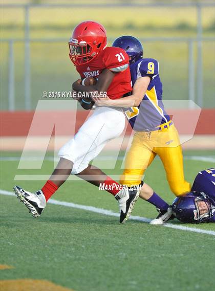 Thumbnail 3 in Hirschi @ Sanger photogallery.