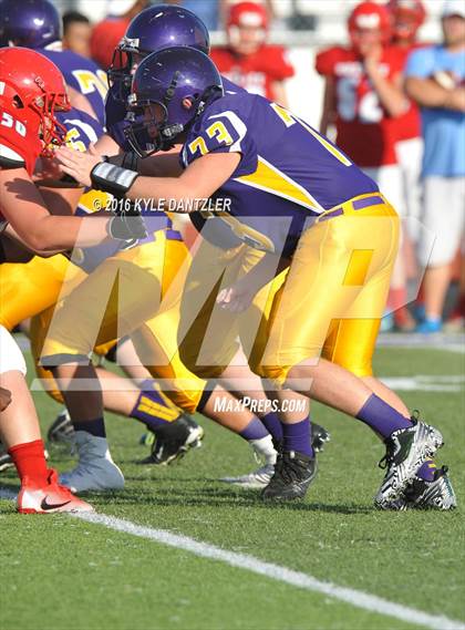 Thumbnail 3 in Hirschi @ Sanger photogallery.