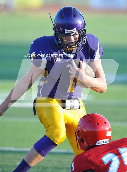 Thumbnail 3 in Hirschi @ Sanger photogallery.