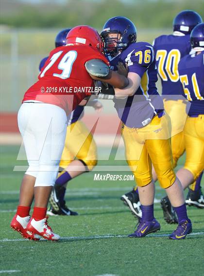 Thumbnail 1 in Hirschi @ Sanger photogallery.