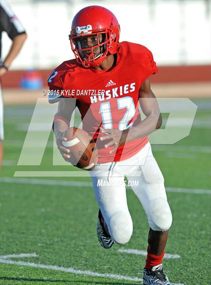 Thumbnail 3 in Hirschi @ Sanger photogallery.