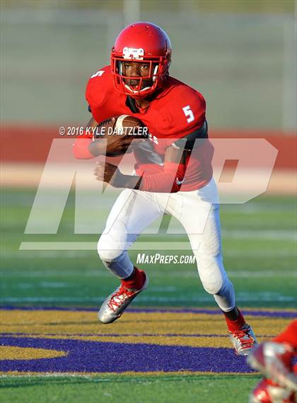 Thumbnail 3 in Hirschi @ Sanger photogallery.