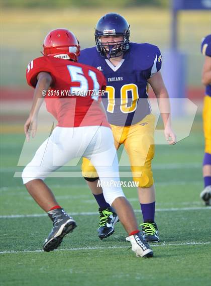 Thumbnail 1 in Hirschi @ Sanger photogallery.
