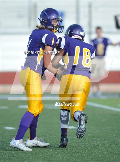 Thumbnail 1 in Hirschi @ Sanger photogallery.
