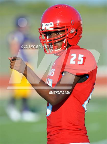 Thumbnail 3 in Hirschi @ Sanger photogallery.