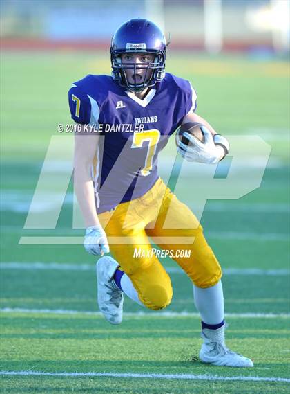 Thumbnail 2 in Hirschi @ Sanger photogallery.