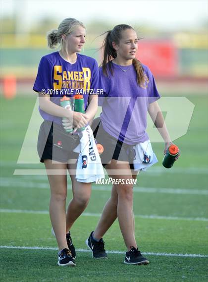 Thumbnail 2 in Hirschi @ Sanger photogallery.