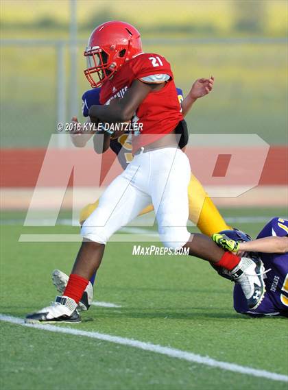 Thumbnail 2 in Hirschi @ Sanger photogallery.