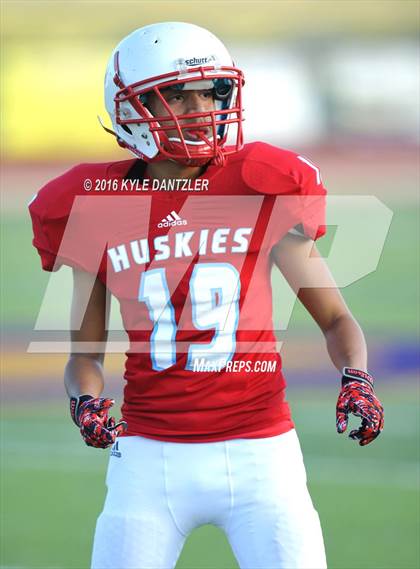 Thumbnail 3 in Hirschi @ Sanger photogallery.