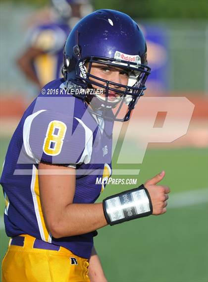 Thumbnail 3 in Hirschi @ Sanger photogallery.
