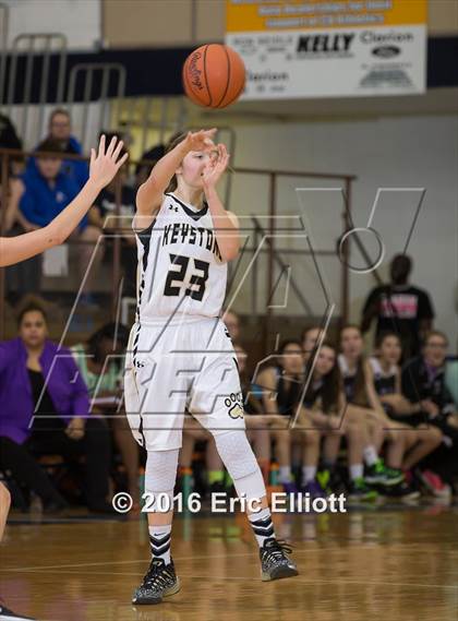 Thumbnail 1 in Winchester Thurston vs Keystone (PIAA A 1st Round) photogallery.