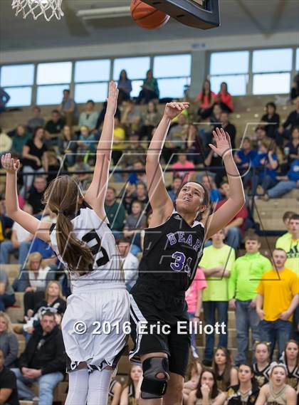 Thumbnail 3 in Winchester Thurston vs Keystone (PIAA A 1st Round) photogallery.