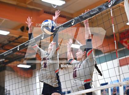Thumbnail 1 in Liberty vs. Bishop Manogue (Durango Fall Classic) photogallery.