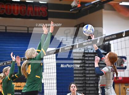 Thumbnail 2 in Liberty vs. Bishop Manogue (Durango Fall Classic) photogallery.