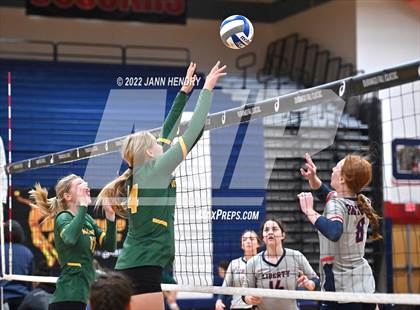 Thumbnail 3 in Liberty vs. Bishop Manogue (Durango Fall Classic) photogallery.