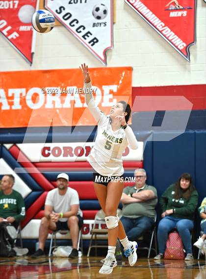 Thumbnail 2 in Liberty vs. Bishop Manogue (Durango Fall Classic) photogallery.