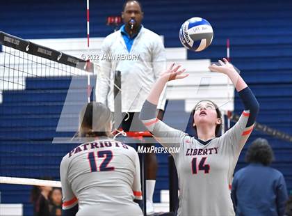 Thumbnail 2 in Liberty vs. Bishop Manogue (Durango Fall Classic) photogallery.
