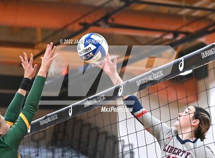 Thumbnail 1 in Liberty vs. Bishop Manogue (Durango Fall Classic) photogallery.
