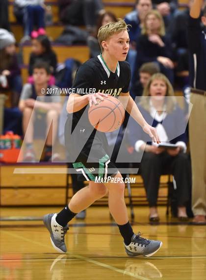 Thumbnail 2 in Emerald Ridge vs. Bellarmine Prep photogallery.